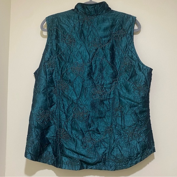 Women’s Coldwater Creek Brand Metallic Green Floral Zip-Up Lightweight Vest S: L - Picture 12 of 13